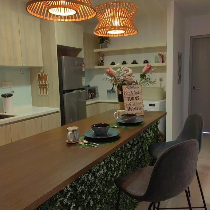 Alocasia Geniehome 3Br Free Wifi @ Utropolis ชาห์อาลัม ภายนอก รูปภาพ